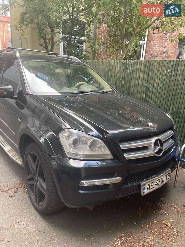 Mercedes-Benz GL-Class 2011 Mercedes-Benz GL-Class 2011