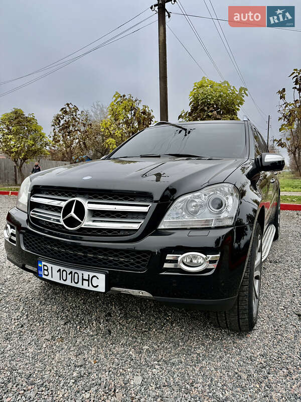 Внедорожник / Кроссовер Mercedes-Benz GL-Class 2009 в Гадяче