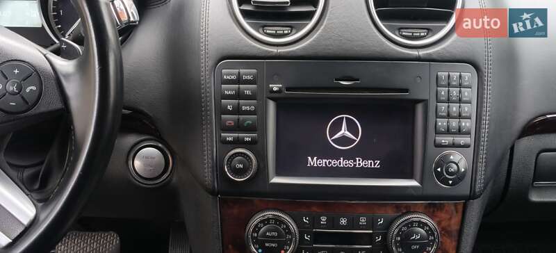 Внедорожник / Кроссовер Mercedes-Benz GL-Class 2011 в Киеве фото 15 Внедорожник / Кроссовер Mercedes-Benz GL-Class 2011 в Киеве