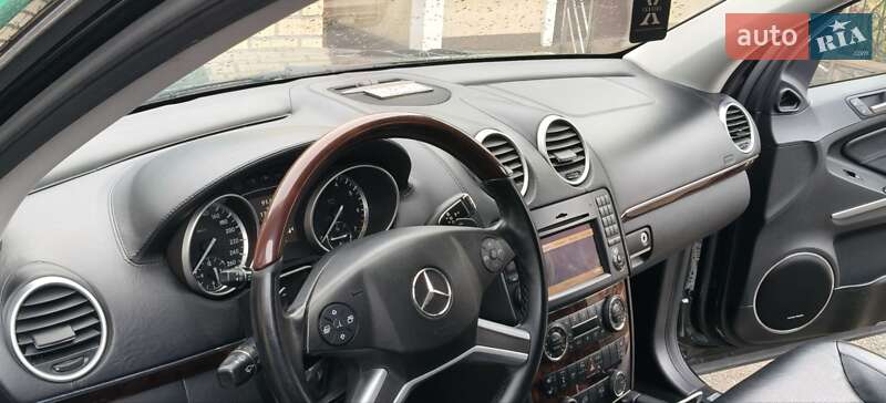 Внедорожник / Кроссовер Mercedes-Benz GL-Class 2011 в Киеве фото 20 Внедорожник / Кроссовер Mercedes-Benz GL-Class 2011 в Киеве