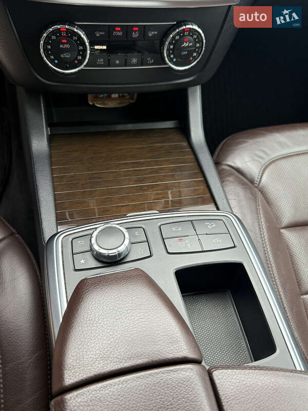 Позашляховик / Кросовер Mercedes-Benz GL-Class 2014 в Іршаві фото 40 Позашляховик / Кросовер Mercedes-Benz GL-Class 2014 в Іршаві