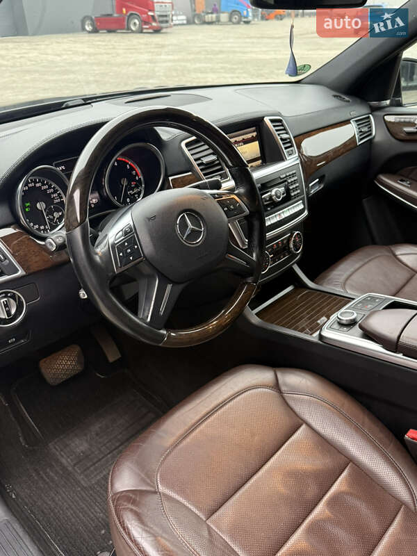 Позашляховик / Кросовер Mercedes-Benz GL-Class 2014 в Іршаві фото 68 Позашляховик / Кросовер Mercedes-Benz GL-Class 2014 в Іршаві