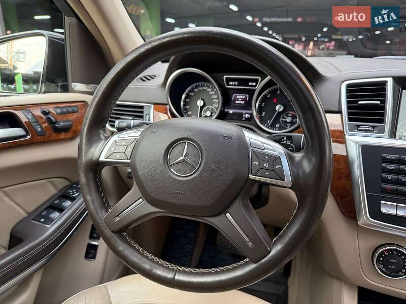 Позашляховик / Кросовер Mercedes-Benz GL-Class 2013 в Києві