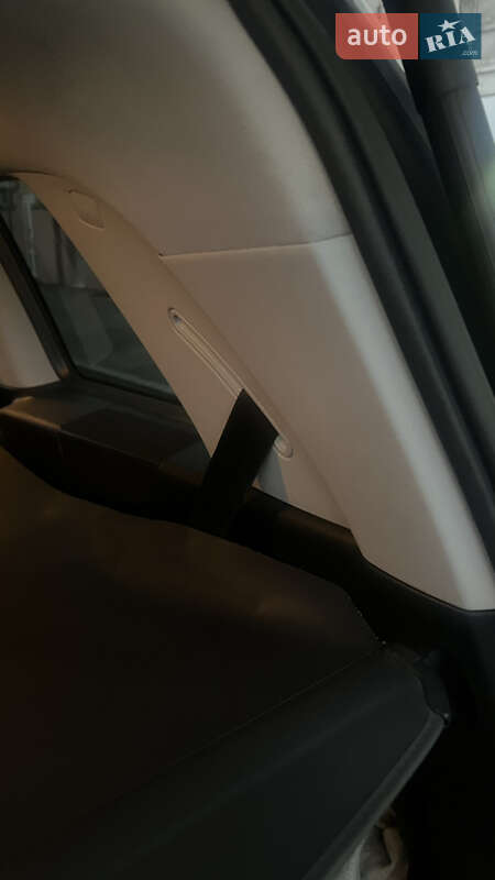 Внедорожник / Кроссовер Mercedes-Benz GL-Class 2015 в Киеве фото 42 Внедорожник / Кроссовер Mercedes-Benz GL-Class 2015 в Киеве