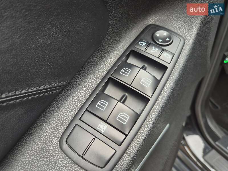 Позашляховик / Кросовер Mercedes-Benz GL-Class 2006 в Києві фото 33 Позашляховик / Кросовер Mercedes-Benz GL-Class 2006 в Києві