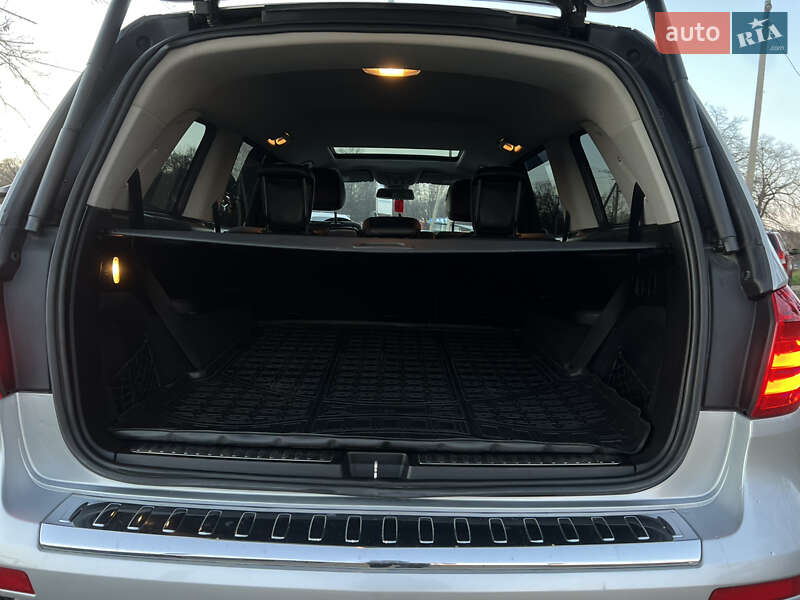 Позашляховик / Кросовер Mercedes-Benz GL-Class 2016 в Сторожинці фото 31 Позашляховик / Кросовер Mercedes-Benz GL-Class 2016 в Сторожинці