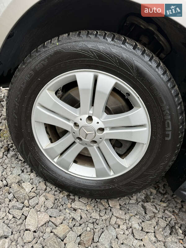 Внедорожник / Кроссовер Mercedes-Benz GL-Class 2006 в Ужгороде фото 23 Внедорожник / Кроссовер Mercedes-Benz GL-Class 2006 в Ужгороде