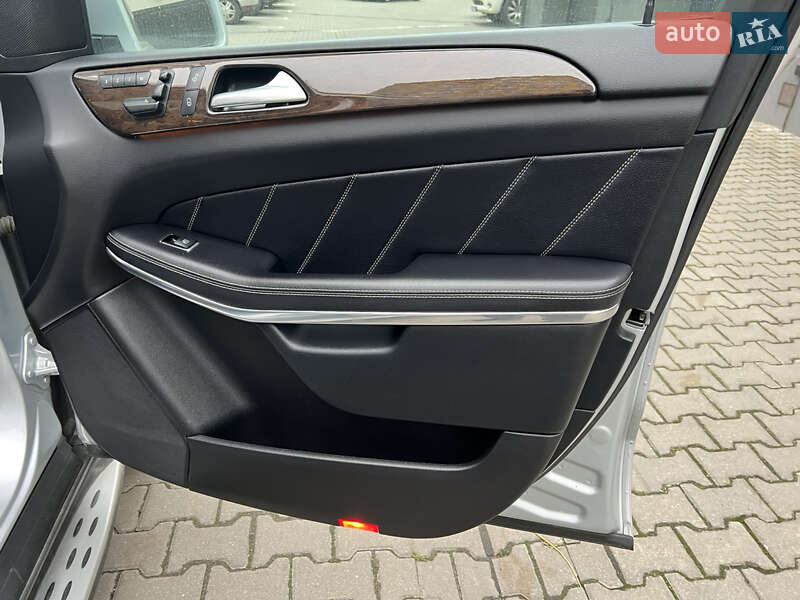 Позашляховик / Кросовер Mercedes-Benz GL-Class 2013 в Рівному