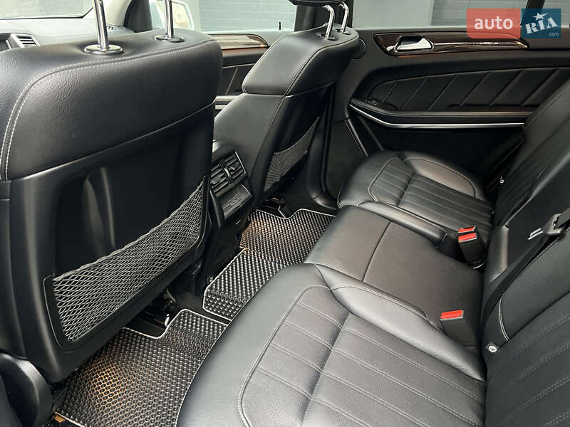 Позашляховик / Кросовер Mercedes-Benz GL-Class 2013 в Рівному