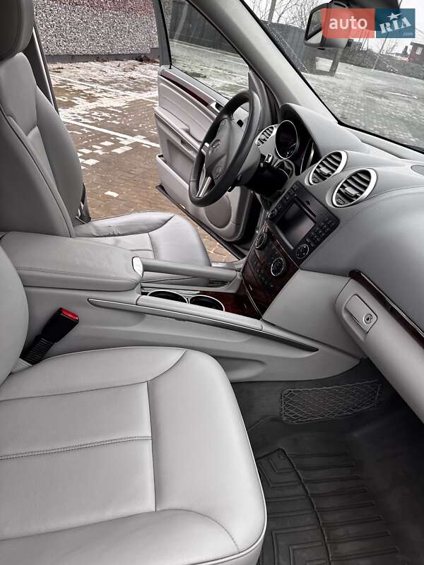 Позашляховик / Кросовер Mercedes-Benz GL-Class 2012 в Житомирі фото 28 Позашляховик / Кросовер Mercedes-Benz GL-Class 2012 в Житомирі