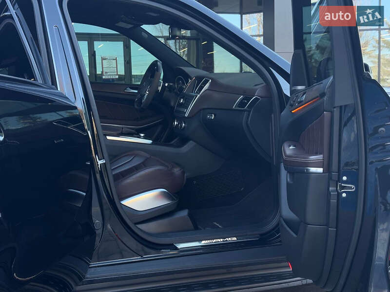 Позашляховик / Кросовер Mercedes-Benz GL-Class 2015 в Києві