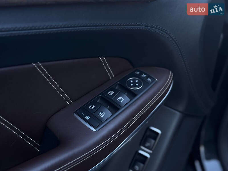 Позашляховик / Кросовер Mercedes-Benz GL-Class 2015 в Києві