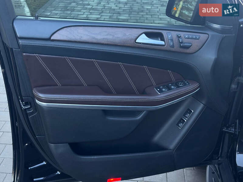 Позашляховик / Кросовер Mercedes-Benz GL-Class 2015 в Києві