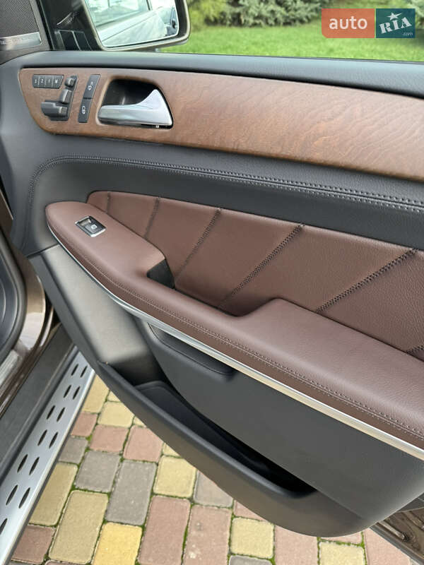 Позашляховик / Кросовер Mercedes-Benz GL-Class 2013 в Дніпрі