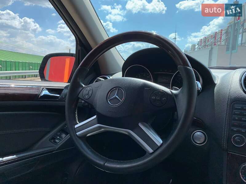 Внедорожник / Кроссовер Mercedes-Benz GL-Class 2008 в Киеве фото 15 Внедорожник / Кроссовер Mercedes-Benz GL-Class 2008 в Киеве