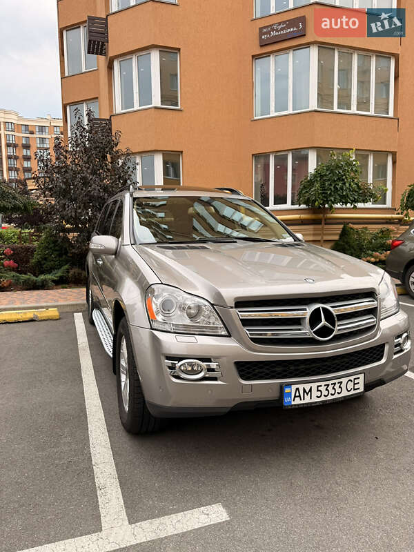 Внедорожник / Кроссовер Mercedes-Benz GL-Class 2008 в Киеве