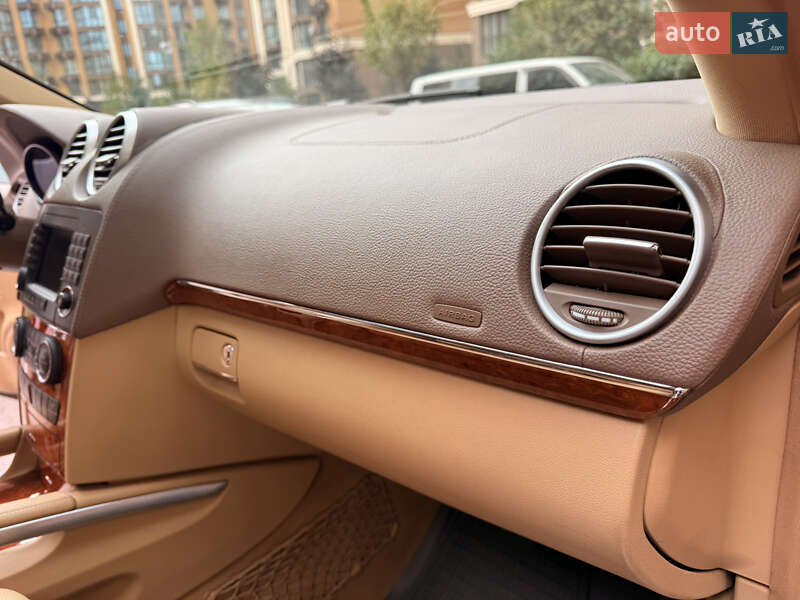 Внедорожник / Кроссовер Mercedes-Benz GL-Class 2008 в Киеве