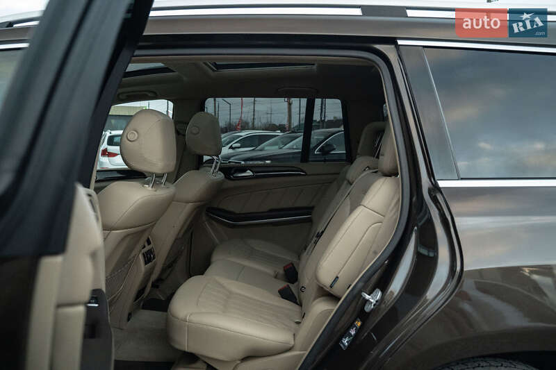 Внедорожник / Кроссовер Mercedes-Benz GL-Class 2013 в Черновцах фото 34 Внедорожник / Кроссовер Mercedes-Benz GL-Class 2013 в Черновцах