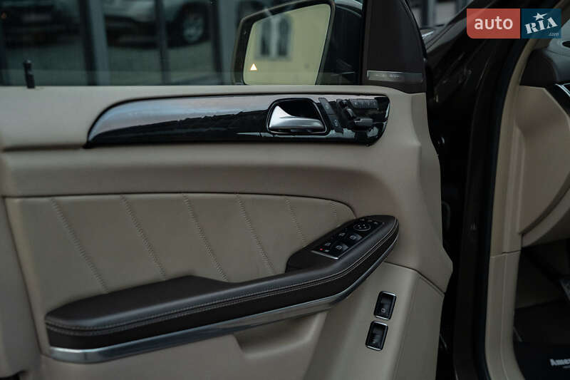 Внедорожник / Кроссовер Mercedes-Benz GL-Class 2013 в Черновцах фото 37 Внедорожник / Кроссовер Mercedes-Benz GL-Class 2013 в Черновцах