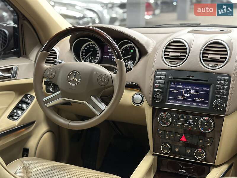 Внедорожник / Кроссовер Mercedes-Benz GL-Class 2010 в Харькове