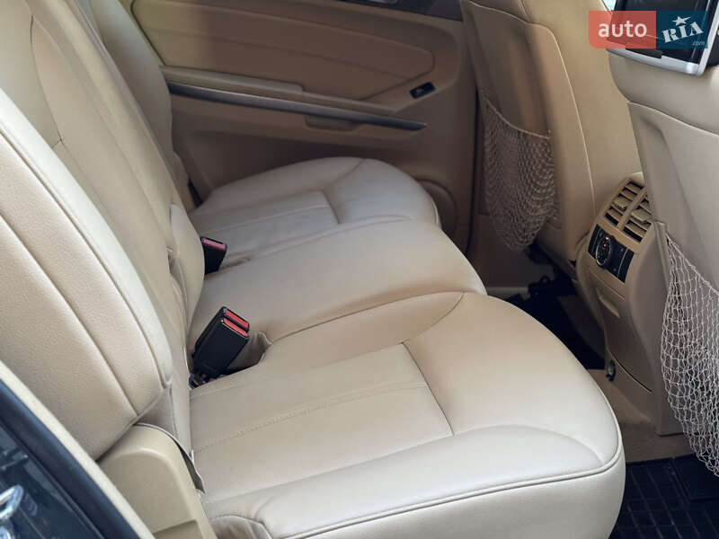 Внедорожник / Кроссовер Mercedes-Benz GL-Class 2012 в Ивано-Франковске фото 23 Внедорожник / Кроссовер Mercedes-Benz GL-Class 2012 в Ивано-Франковске