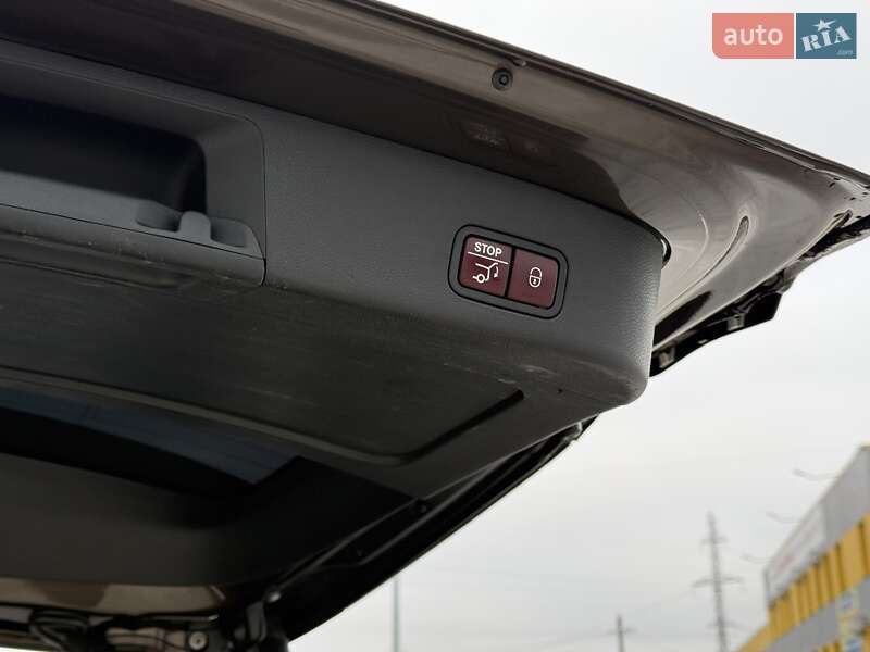 Позашляховик / Кросовер Mercedes-Benz GL-Class 2013 в Звягелі фото 9 Позашляховик / Кросовер Mercedes-Benz GL-Class 2013 в Звягелі