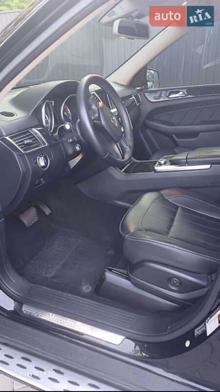 Позашляховик / Кросовер Mercedes-Benz GL-Class 2015 в Чернівцях