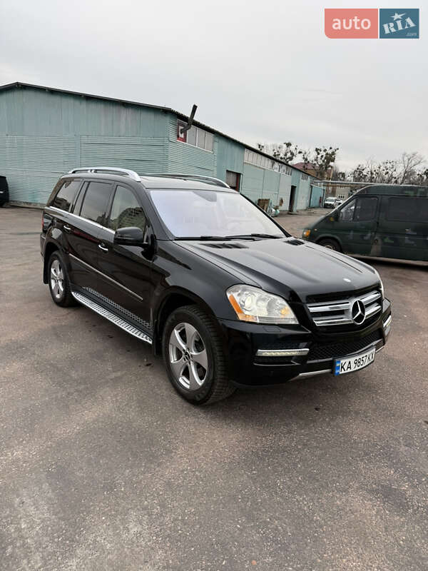 Внедорожник / Кроссовер Mercedes-Benz GL-Class 2010 в Киеве