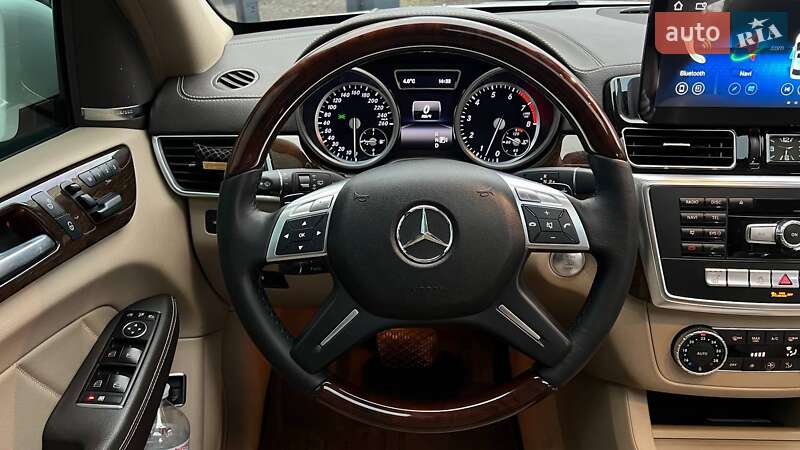 Позашляховик / Кросовер Mercedes-Benz GL-Class 2014 в Києві