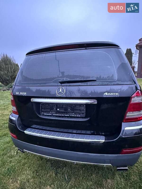 Внедорожник / Кроссовер Mercedes-Benz GL-Class 2009 в Дубно