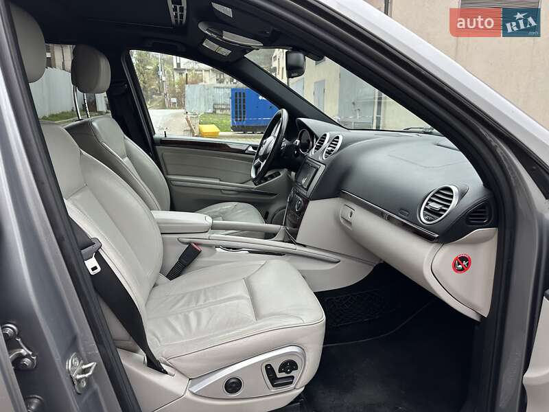 Внедорожник / Кроссовер Mercedes-Benz GL-Class 2010 в Львове фото 19 Внедорожник / Кроссовер Mercedes-Benz GL-Class 2010 в Львове