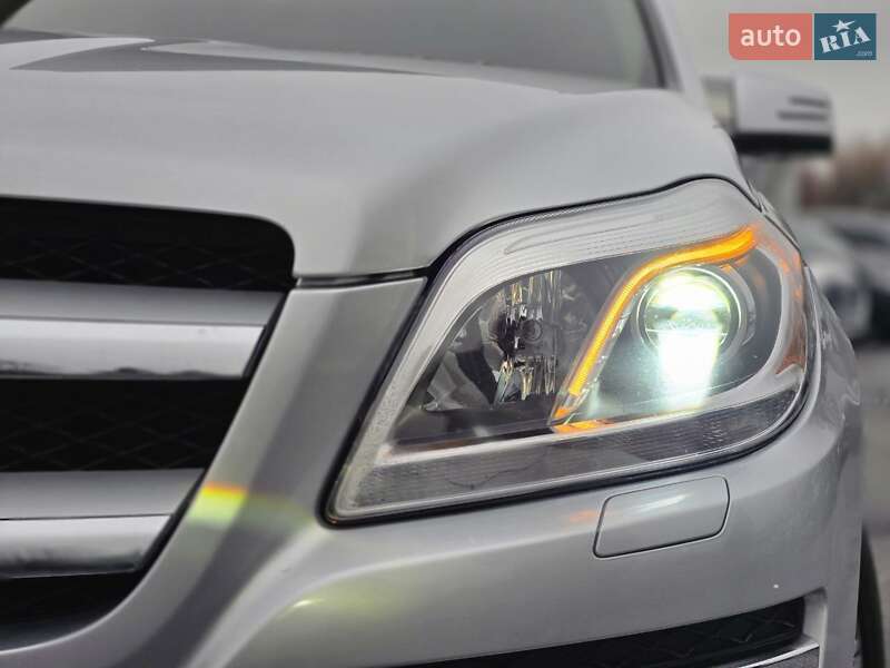 Позашляховик / Кросовер Mercedes-Benz GL-Class 2014 в Рівному