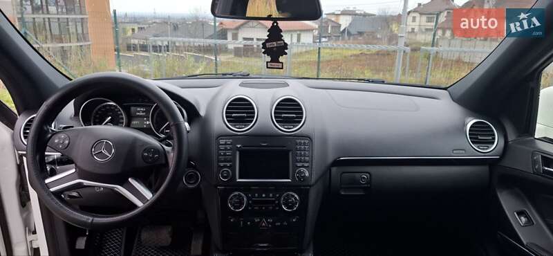Внедорожник / Кроссовер Mercedes-Benz GL-Class 2011 в Ивано-Франковске фото 39 Внедорожник / Кроссовер Mercedes-Benz GL-Class 2011 в Ивано-Франковске