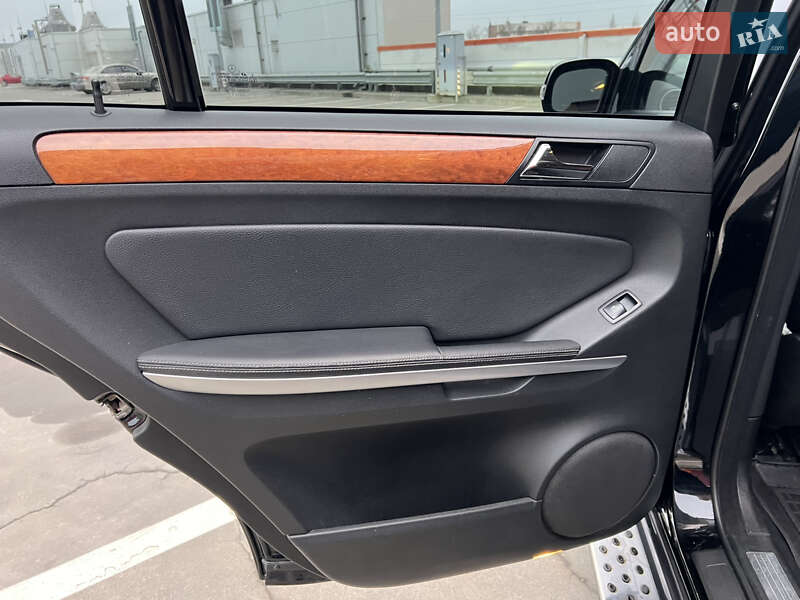 Внедорожник / Кроссовер Mercedes-Benz GL-Class 2007 в Киеве