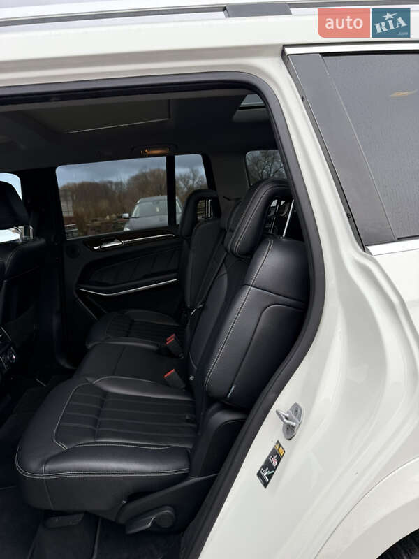 Внедорожник / Кроссовер Mercedes-Benz GL-Class 2012 в Ровно фото 36 Внедорожник / Кроссовер Mercedes-Benz GL-Class 2012 в Ровно
