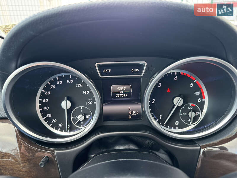 Позашляховик / Кросовер Mercedes-Benz GL-Class 2015 в Києві