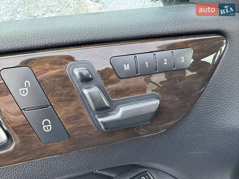 Позашляховик / Кросовер Mercedes-Benz GL-Class 2015 в Києві