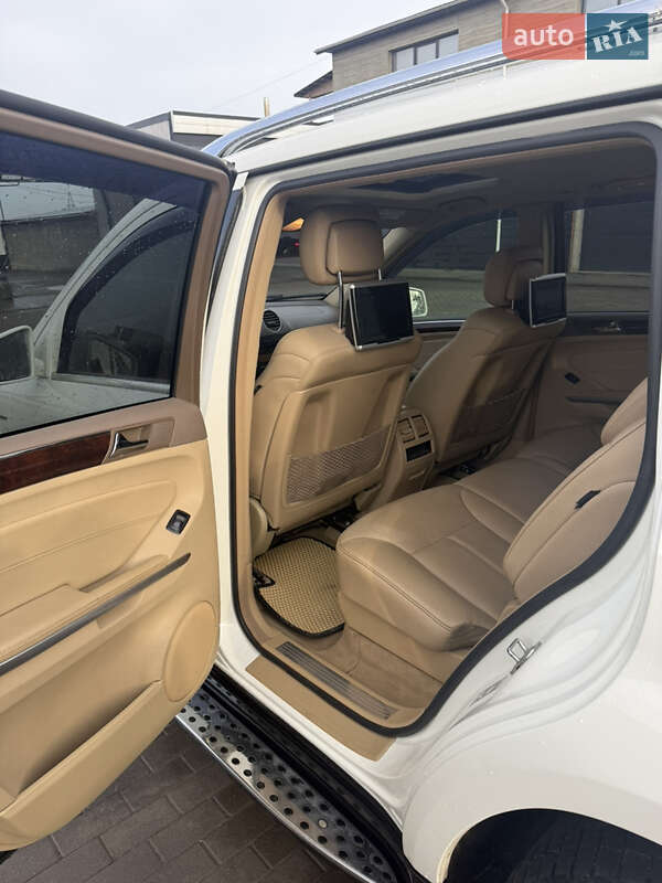 Позашляховик / Кросовер Mercedes-Benz GL-Class 2011 в Городенці