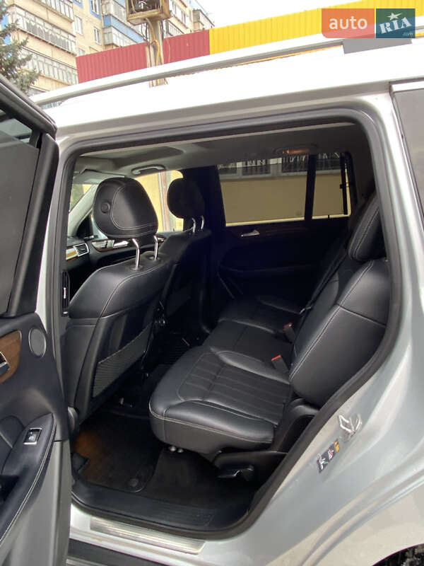 Позашляховик / Кросовер Mercedes-Benz GL-Class 2015 в Києві