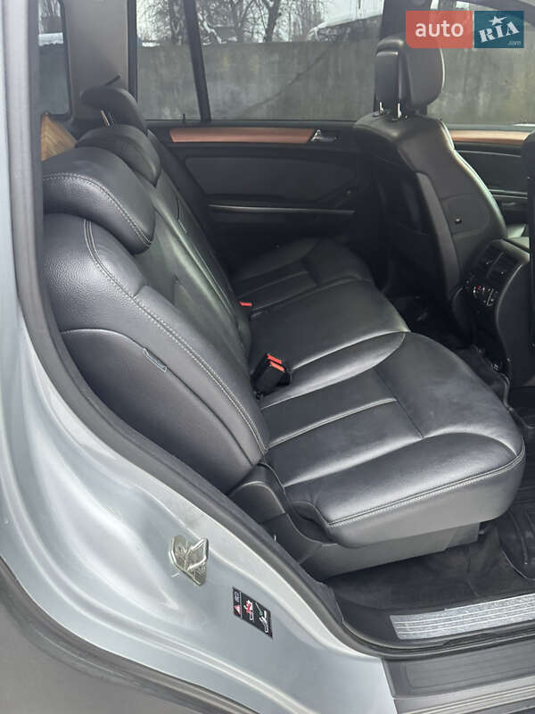 Внедорожник / Кроссовер Mercedes-Benz GL-Class 2006 в Чернигове