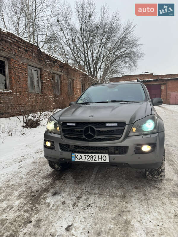 Внедорожник / Кроссовер Mercedes-Benz GL-Class 2006 в Чернигове