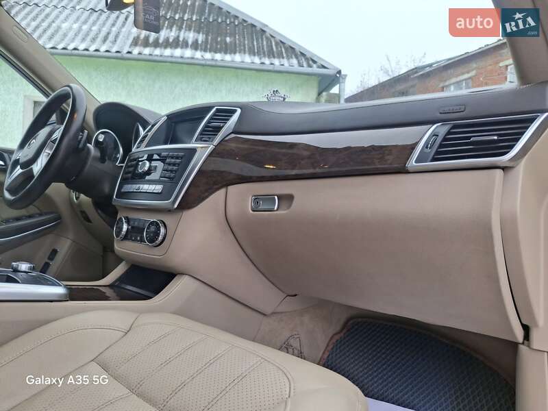 Позашляховик / Кросовер Mercedes-Benz GL-Class 2013 в Дунаївцях