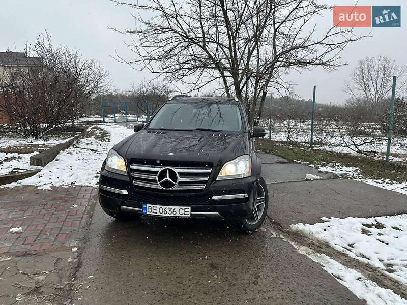 Mercedes-Benz GL-Class 2011