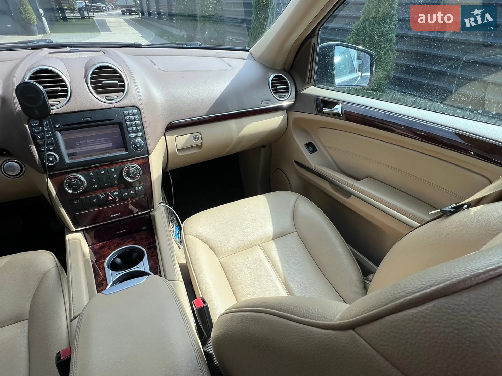 2010 Mercedes-Benz GL-klasse - мініатюра 29