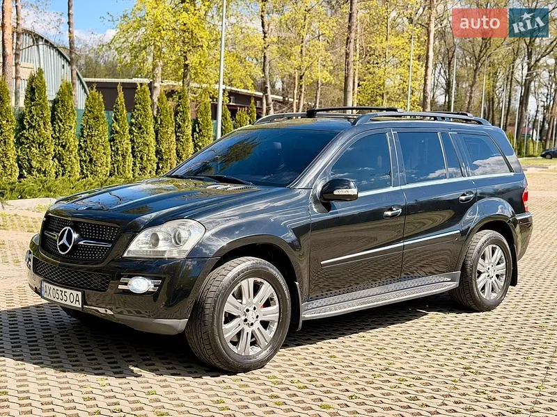 Mercedes-Benz GL-Class