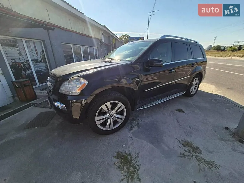 Mercedes-Benz GL-Class