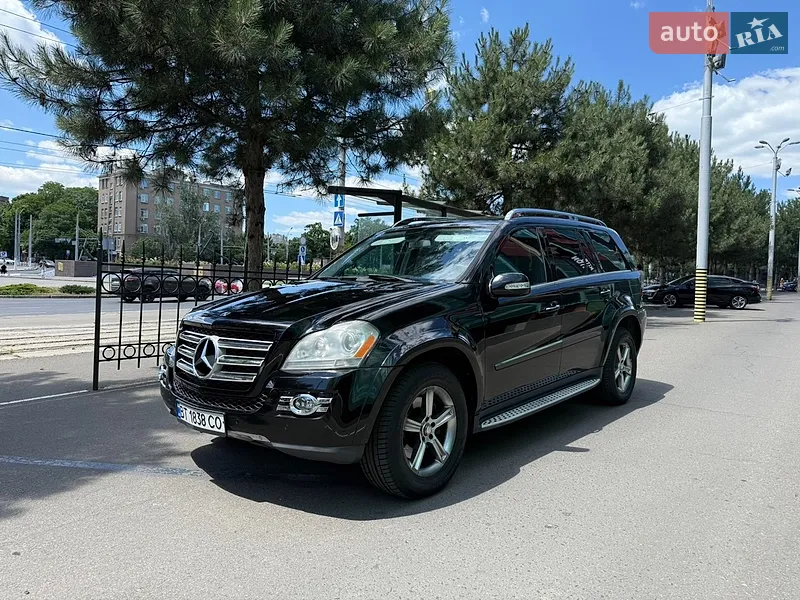 Mercedes-Benz GL-Class