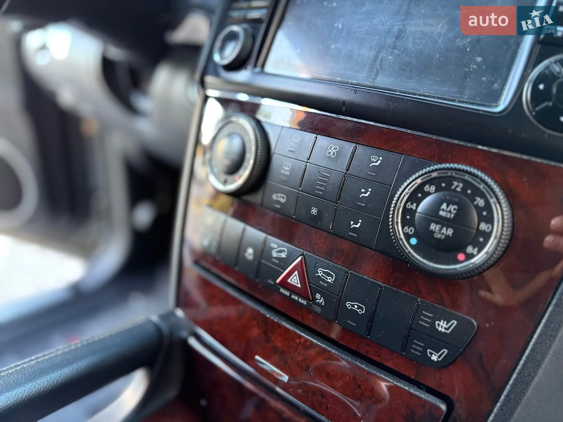 2011 Mercedes-Benz GL-klasse - мініатюра 29