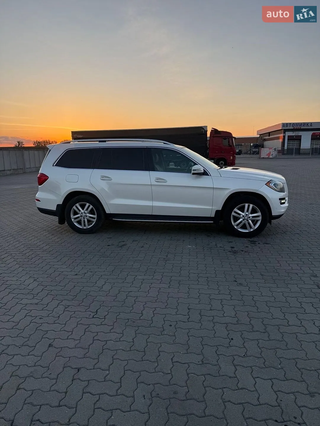 Mercedes-Benz GL-Class 2014 VIN 4JGDF2EEXEA400550 фото оголошення 2 з 41