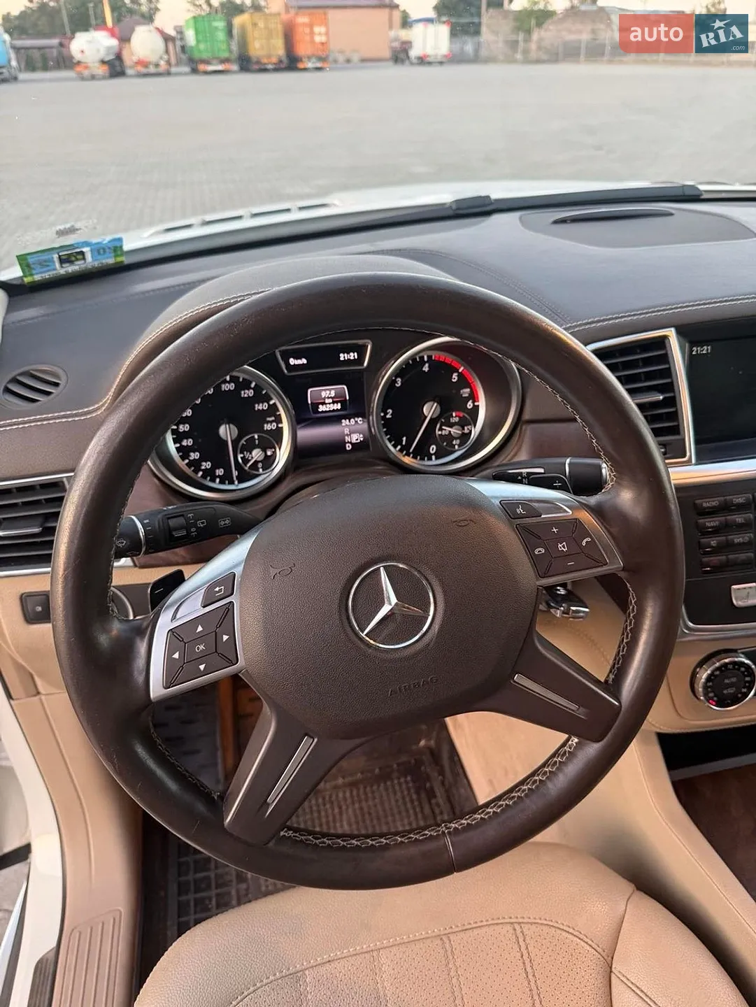 Mercedes-Benz GL-Class 2014 VIN 4JGDF2EEXEA400550 фото оголошення 9 з 41